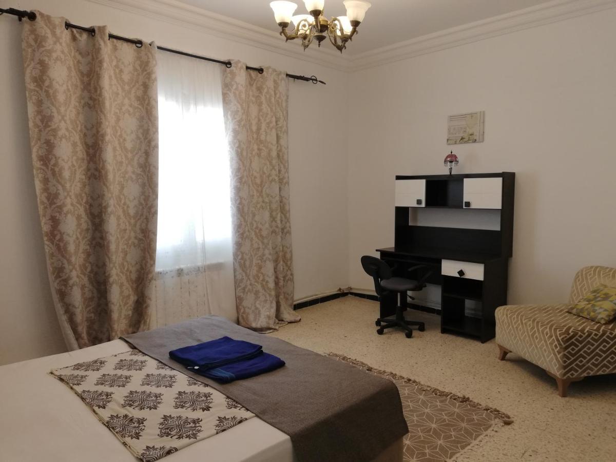 Residence Debbabi Sans Coupure D'Eau モナスティル エクステリア 写真
